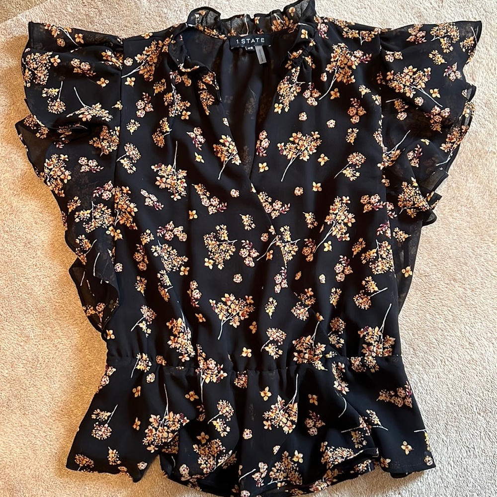 1 State Floral Blouse